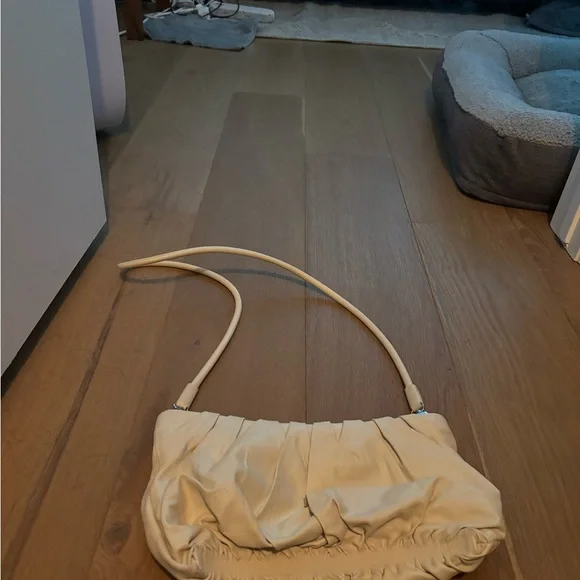 STAUD Bean Leather Shoulder Bag - Picture 4 of 6